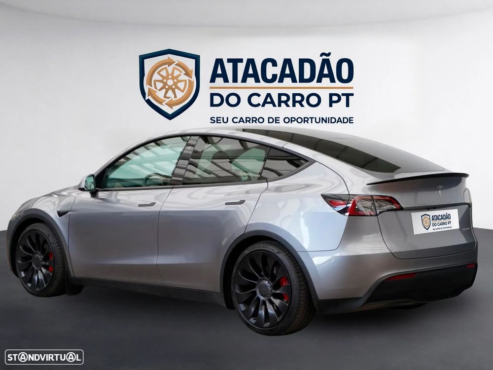 Tesla Model Y Performance Dual Motor AWD - 13