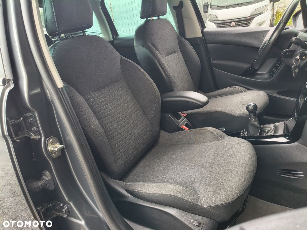 Citroën C3 Pure Tech (VTi) 82 Exclusive - 19