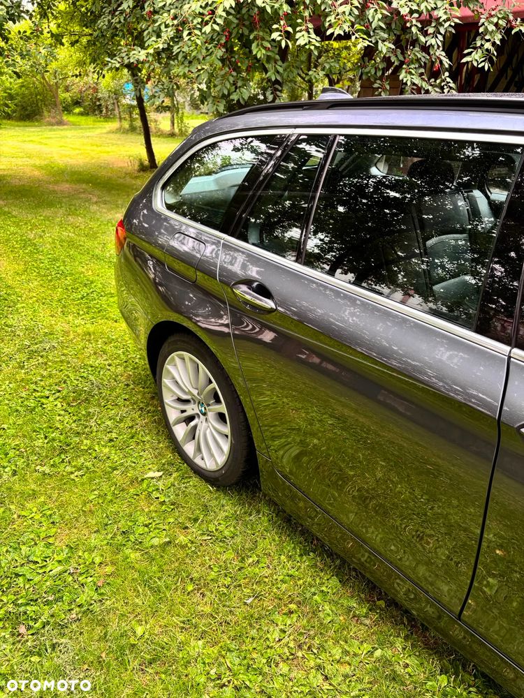 BMW Seria 5 520d Luxury Line - 9