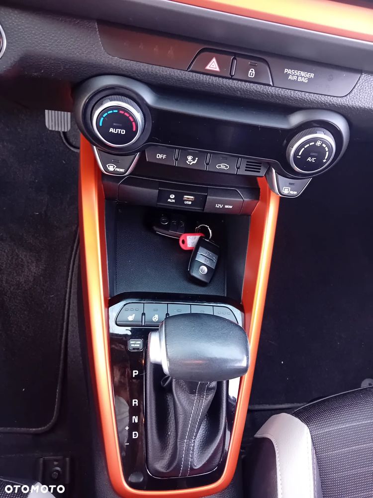 Kia Stonic 1.0 T-GDI DCT OPF Dream-Team Edition - 7