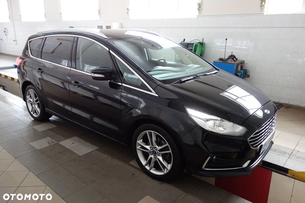 Ford S-Max 2.0 EcoBlue Titanium - 1