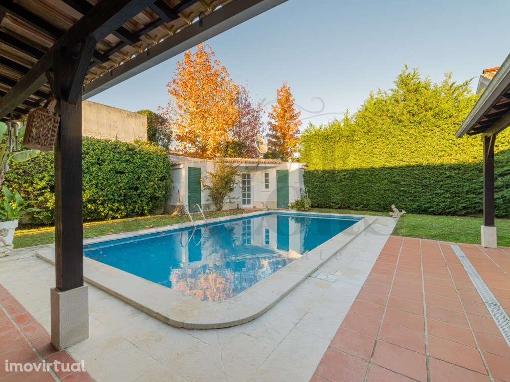 Moradia Térrea de Luxo na Verdizela com 1.200 m² de Terreno e Área ... - Grande imagem: 4/30