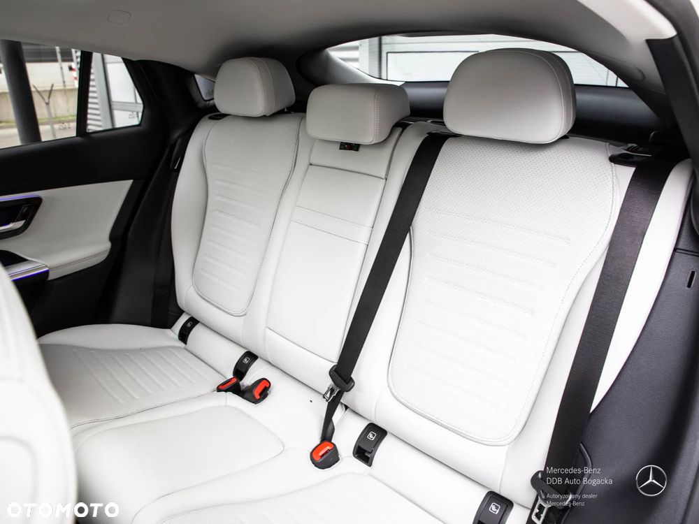 Mercedes-Benz GLC 220 d mHEV 4-Matic AMG Line - 12