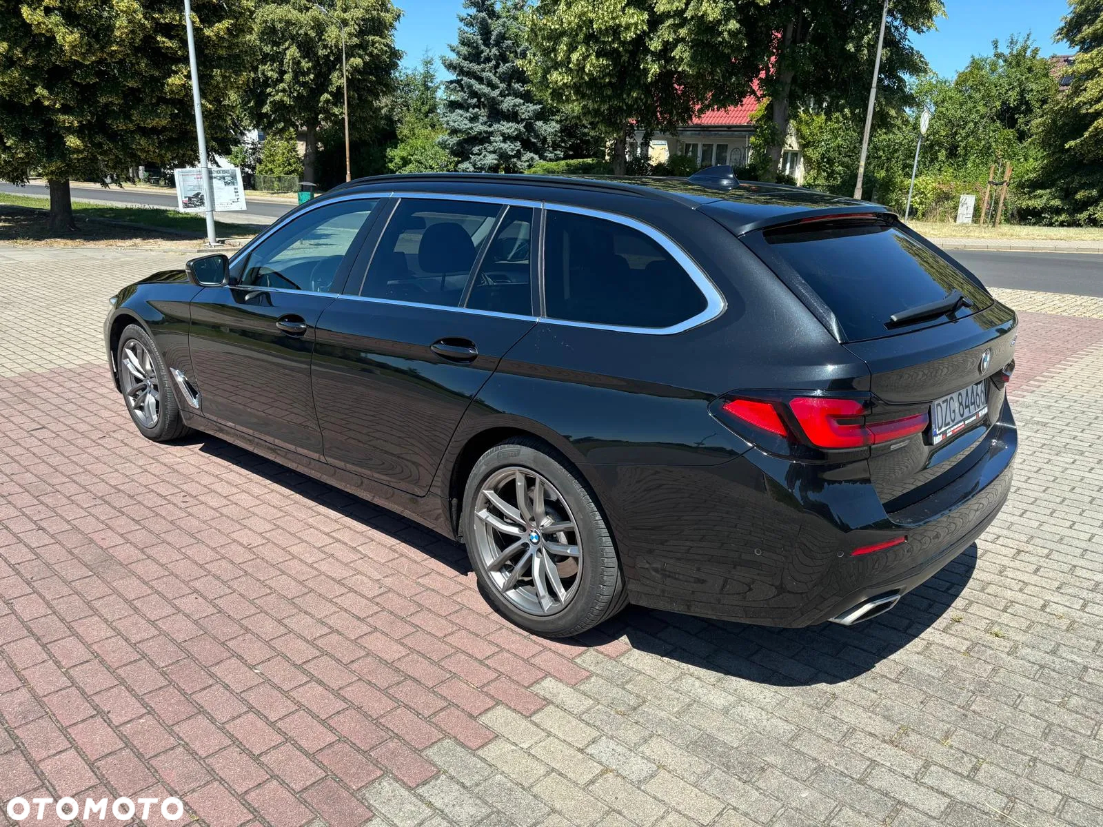 BMW Seria 5 520d Touring Luxury Line - 15