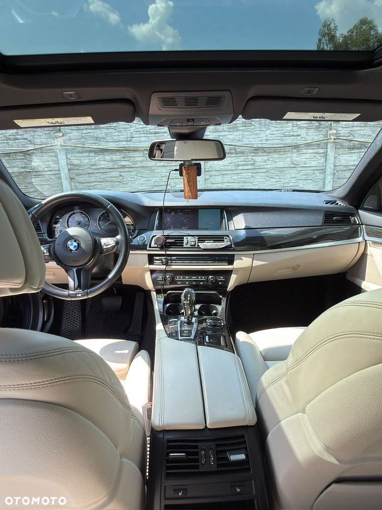 BMW Seria 5 535i - 22