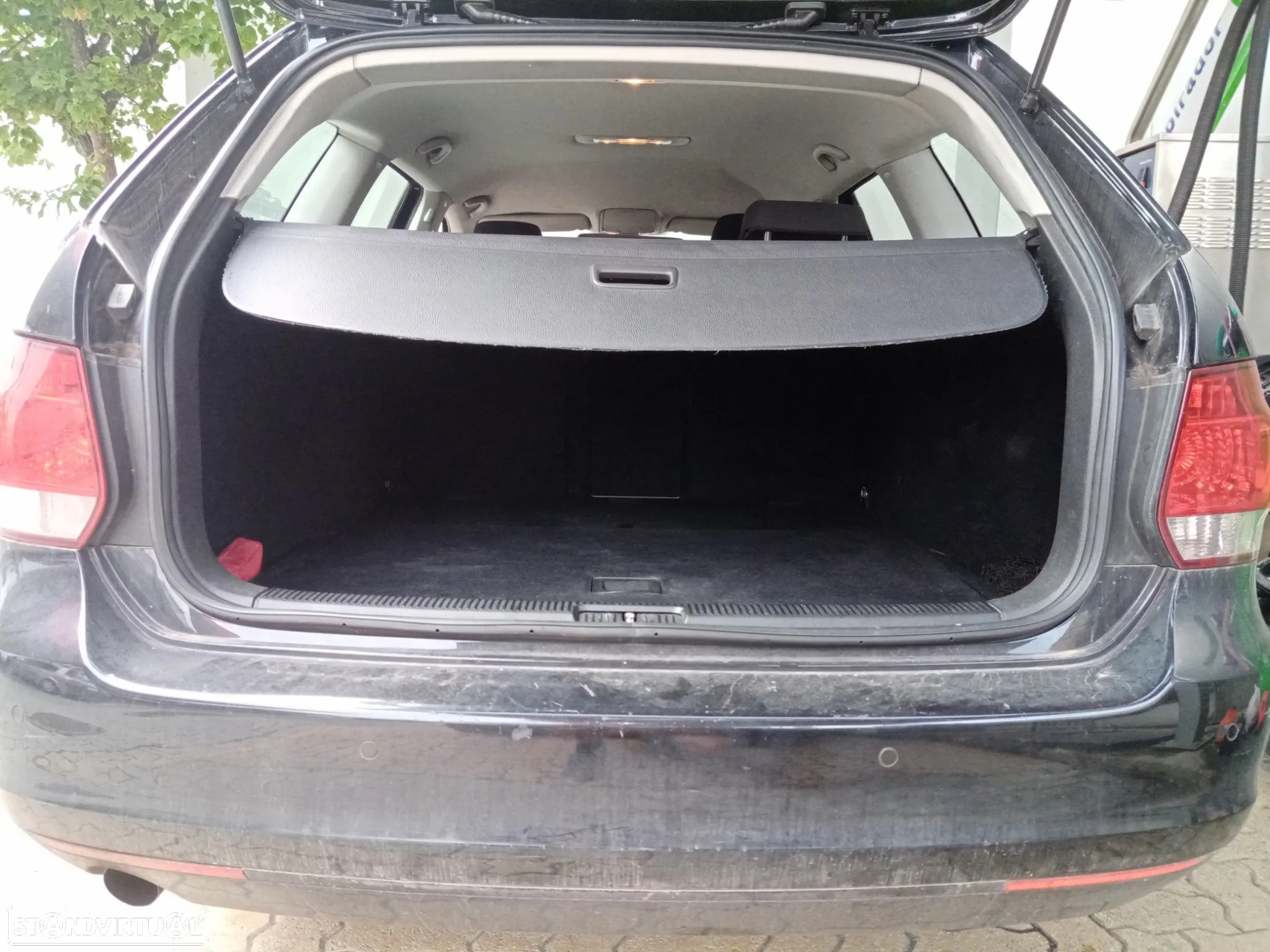 VW Golf Variant 1.6 TDi Confortline - 15