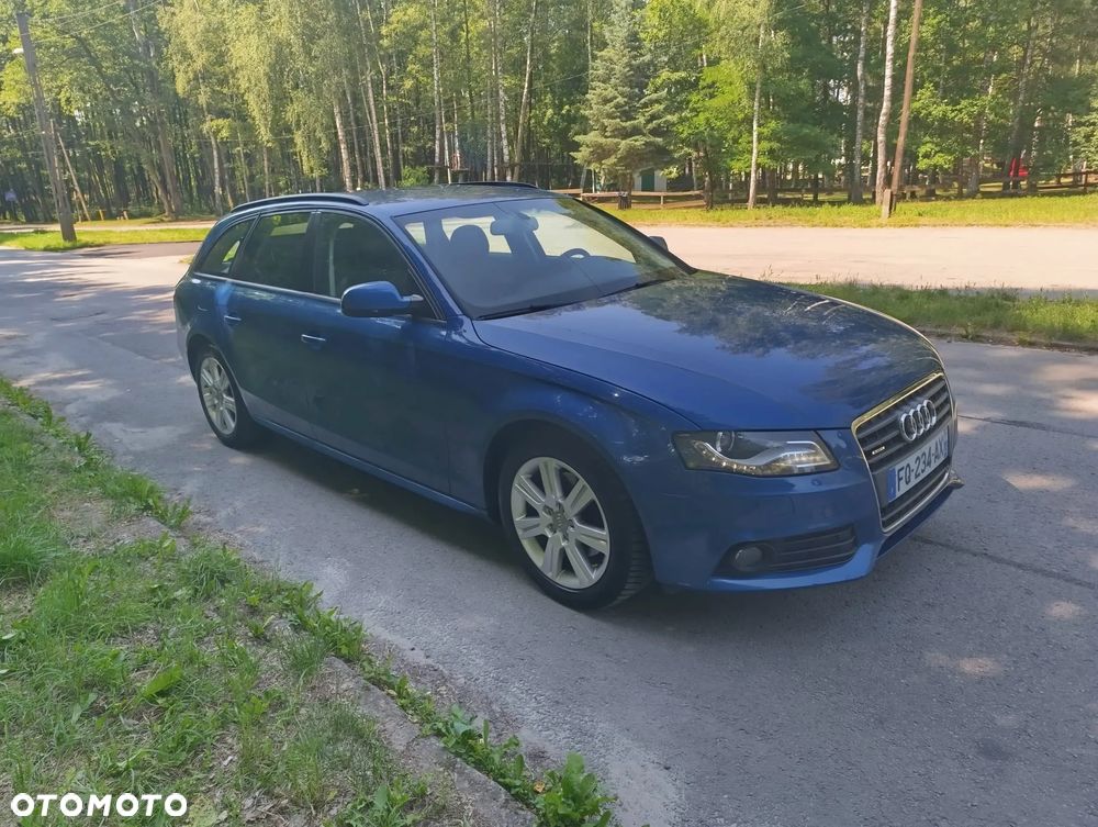 Audi A4 Avant 2.0 TFSI Attraction - 2