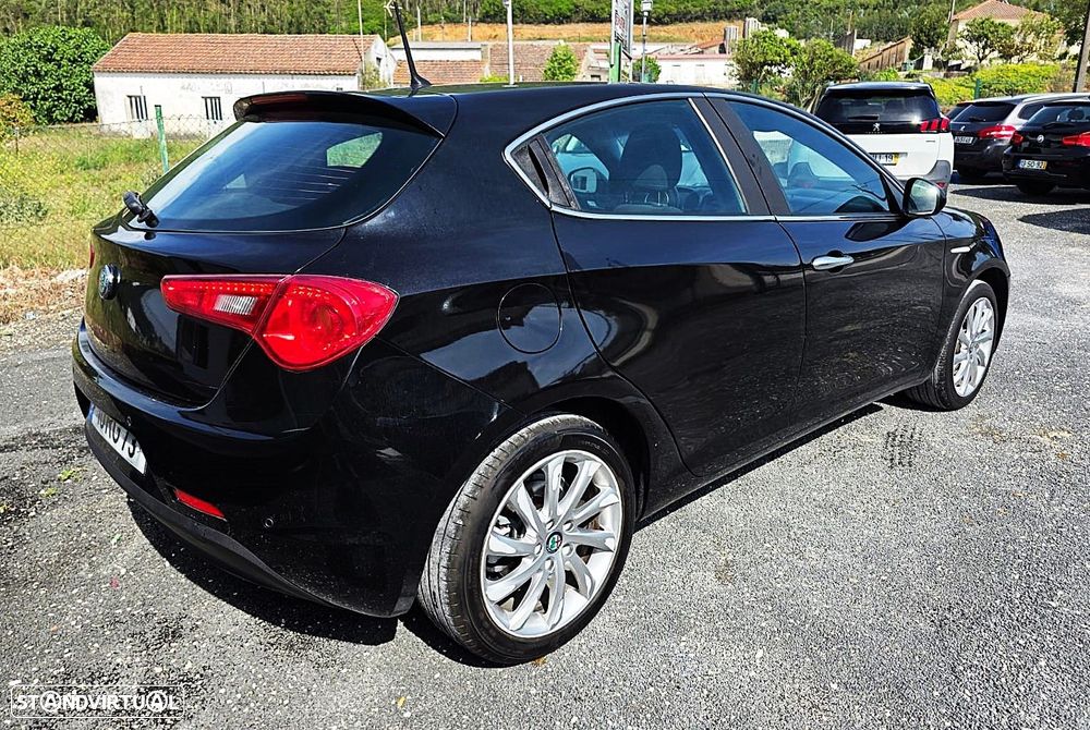 Alfa Romeo Giulietta 1.6 JTDM Super - 6