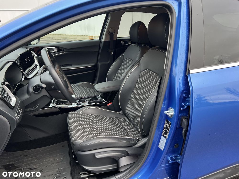 Kia XCeed 1.5 T-GDI Business Line DCT - 10