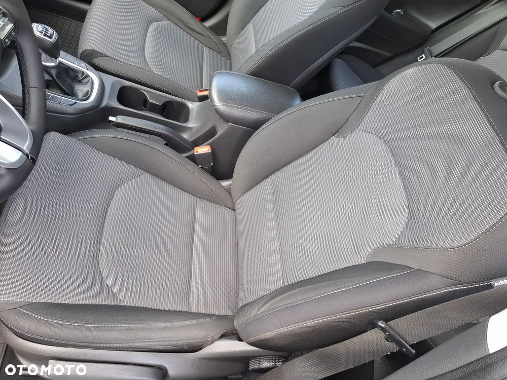 Hyundai i30 1.4 Classic + - 21