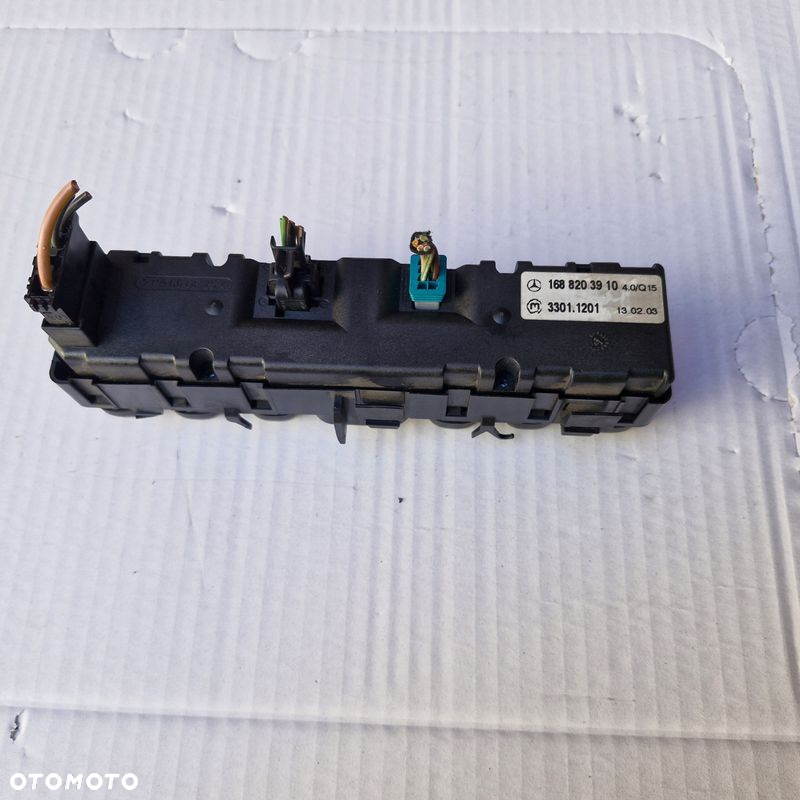 Mercedes-Benz OE 1688203910 PANEL PRZEŁĄCZNIKI - 2