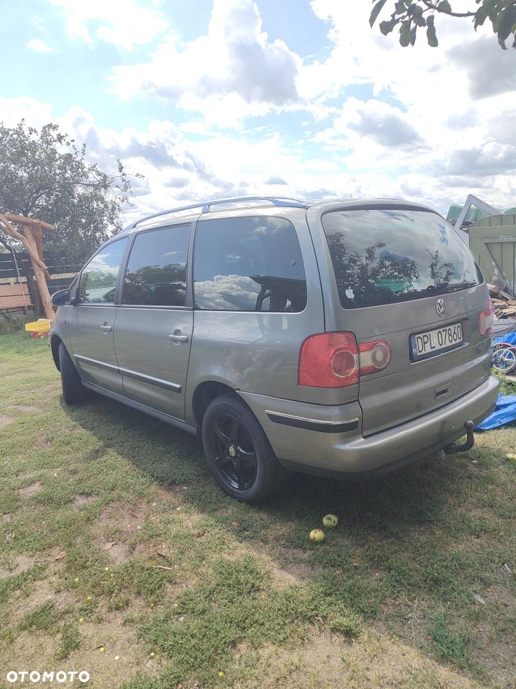 Volkswagen Sharan - 3