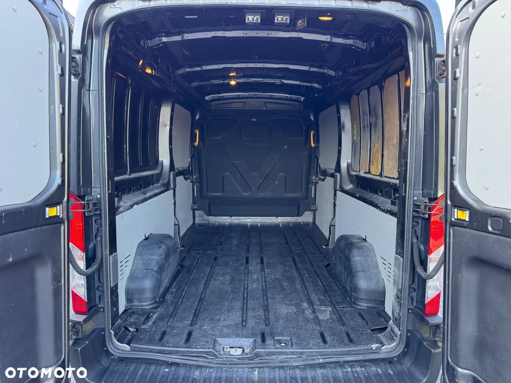 Ford Transit Limited L3 H2 Automat 170ps Full Wersja 44.600 netto - 37