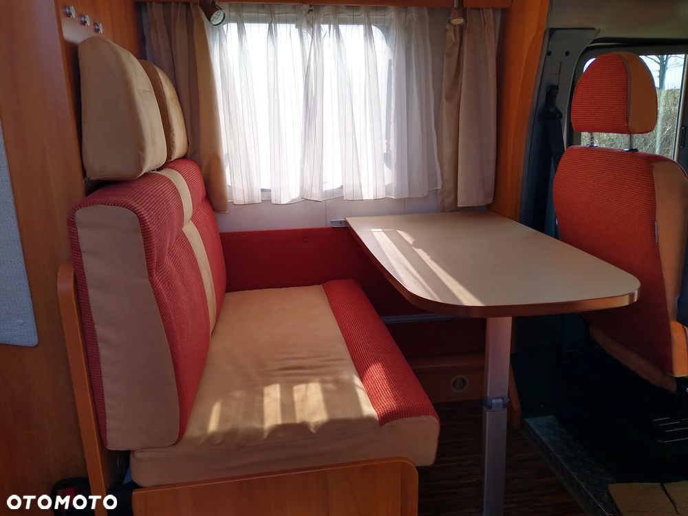 Hymer-Eriba HV 562 - 2