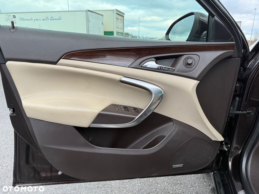 Opel Insignia 2.0 Bi Turbo CDTI 4x4 - 19