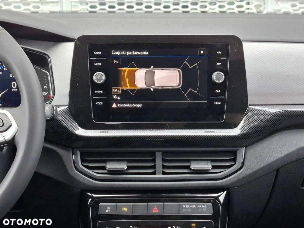 Volkswagen T-Cross 1.0 TSI Life Plus - 24