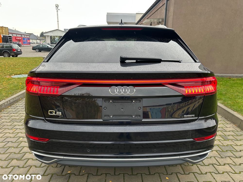 Audi Q8 55 TFSI quattro tiptronic - 5