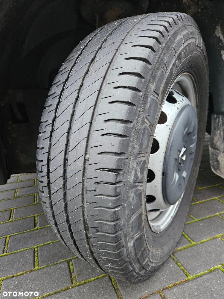 Renault Master L2H2 2.3dCi 136KM - 22