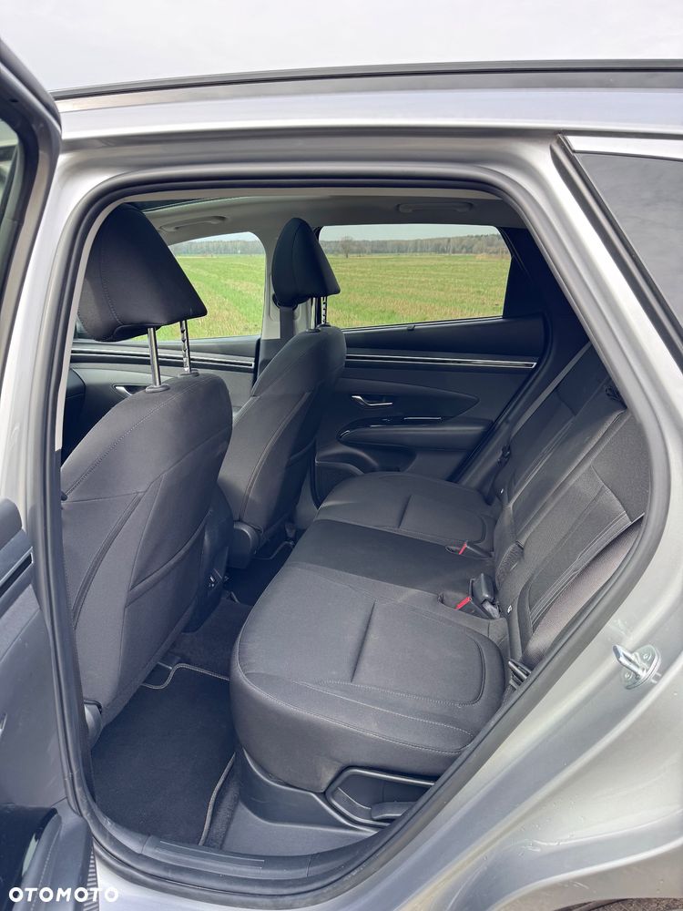 Hyundai Tucson 1.6 T-GDi HEV 2WD Advantage - 16