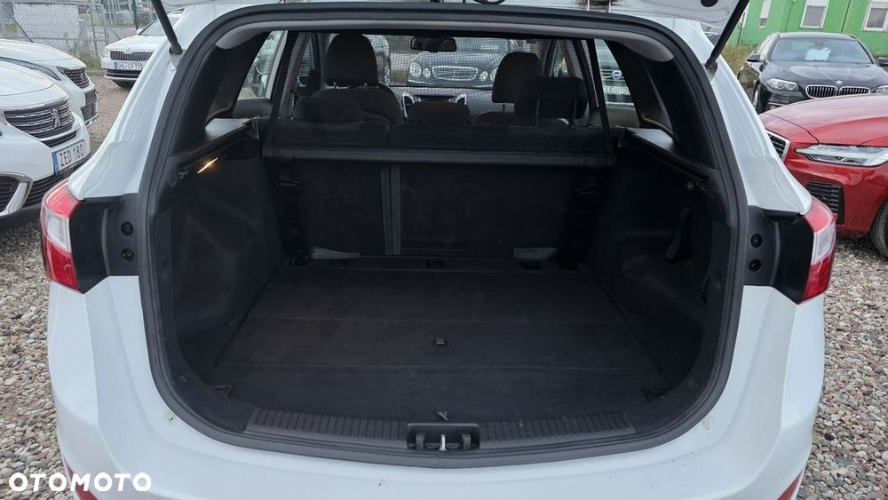 Hyundai i30 - 21