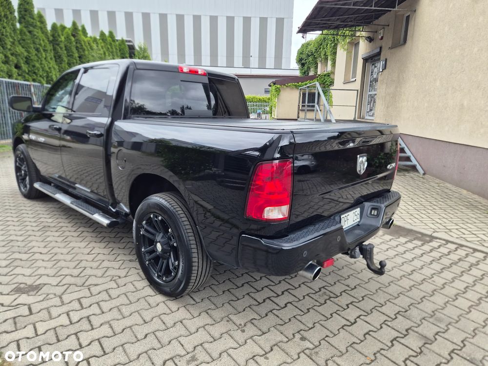 Dodge RAM 5.7 4x4 - 8