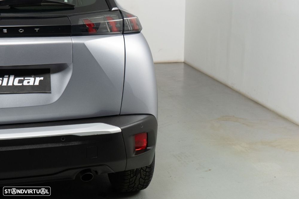 Peugeot 2008 1.2 PureTech Active Pack - 17