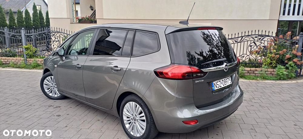 Opel Zafira - 4