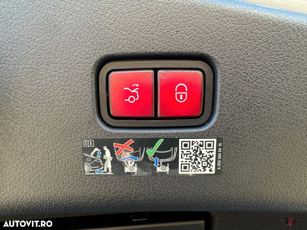 Mercedes-Benz CLE Mercedes-AMG 53 4MATIC+ AMG SPEEDSHIFT TCT 9G - 25