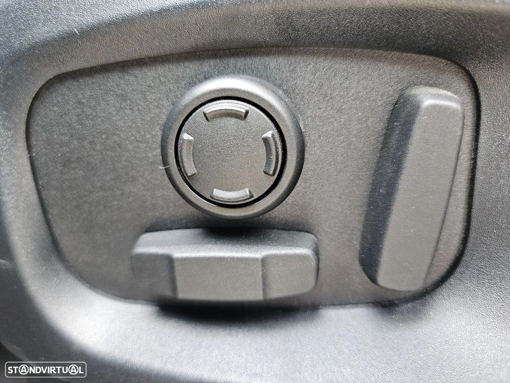 Jaguar F-Pace 25d AWD Aut. Prestige - 31