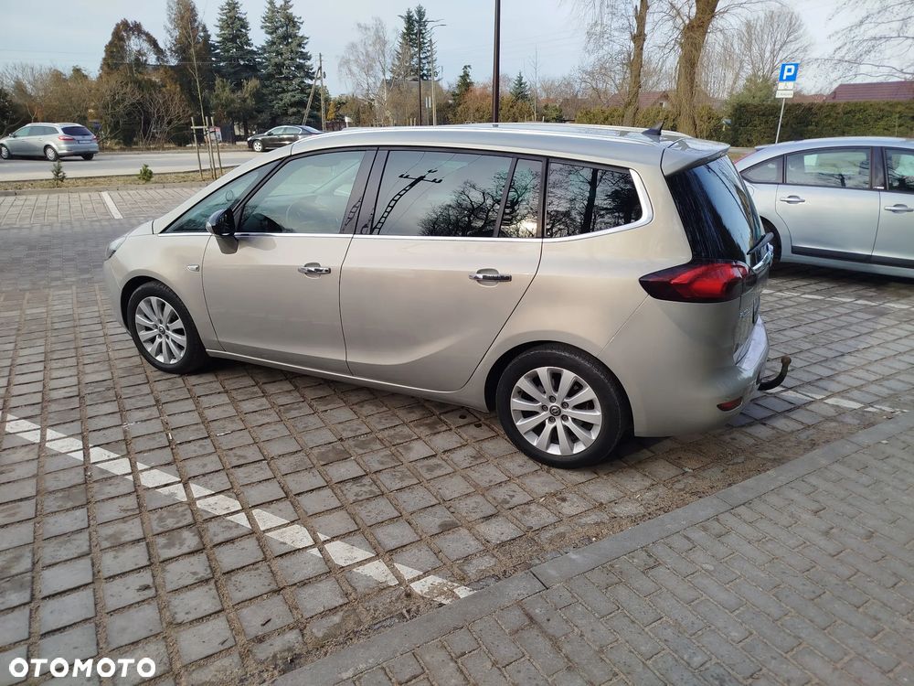 Opel Zafira 2.0 CDTI Cosmo - 9
