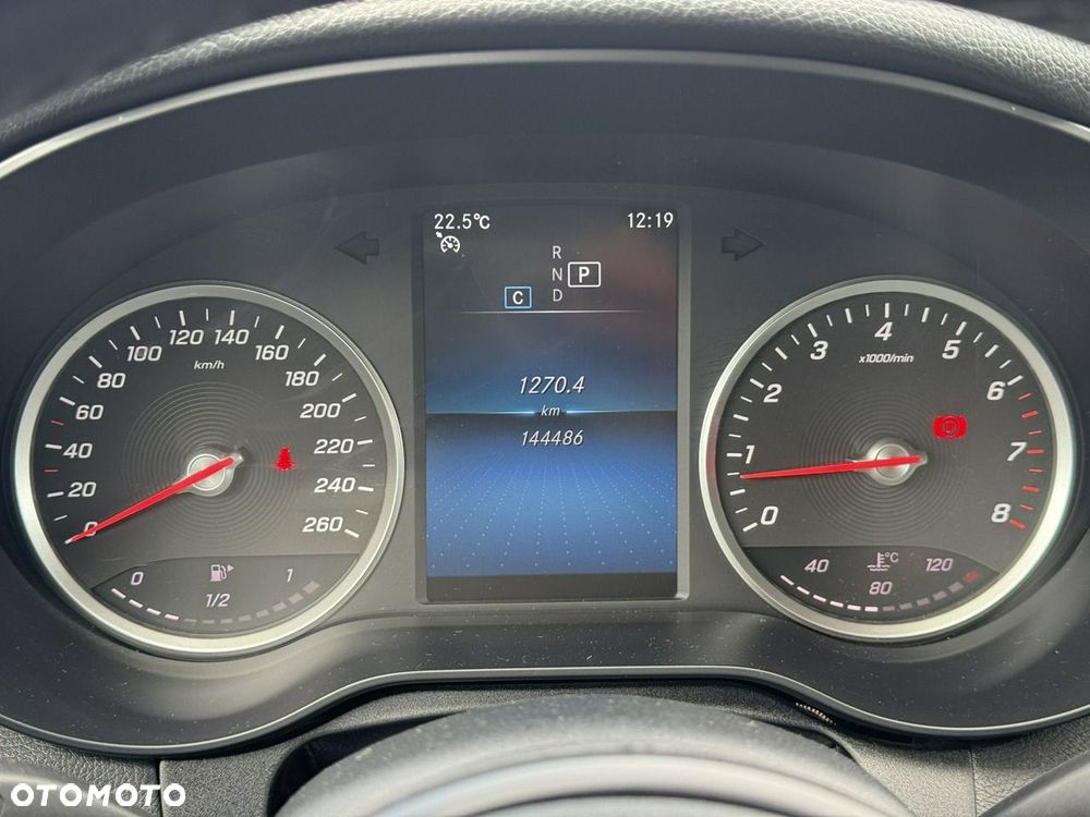 Mercedes-Benz Klasa C 180 9G-TRONIC - 21