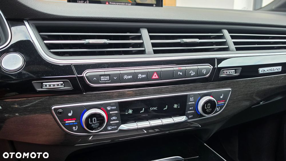 Audi Q7 - 33
