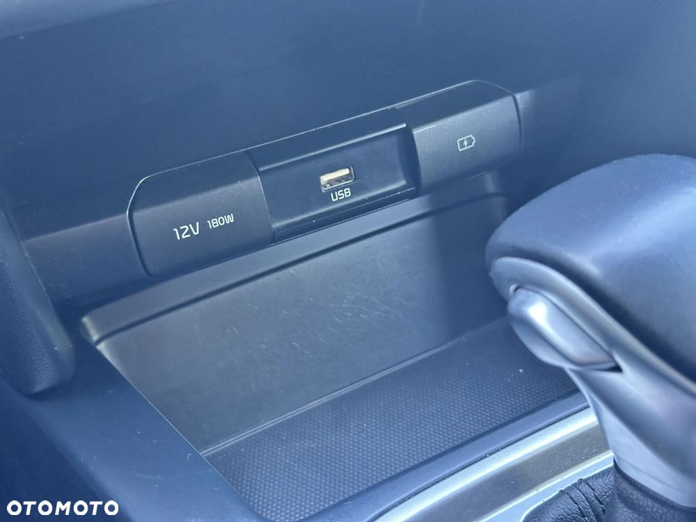 Kia Ceed - 28