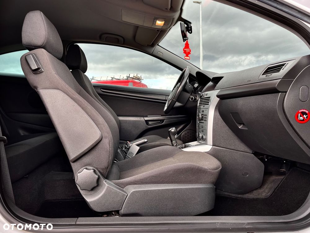 Opel Astra ver-iv-gtc-1-4-active - 8