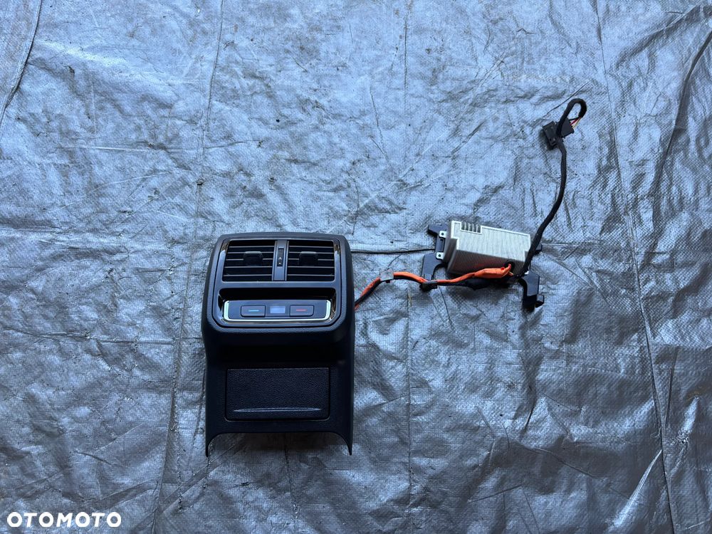 Vw Passat B8 kratka nawiewu panel klimatyzacji sterowania tył 3G8864298 3G0907049D - 1