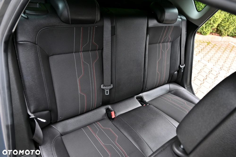 Opel Astra 1.4 T Cosmo S&S - 37