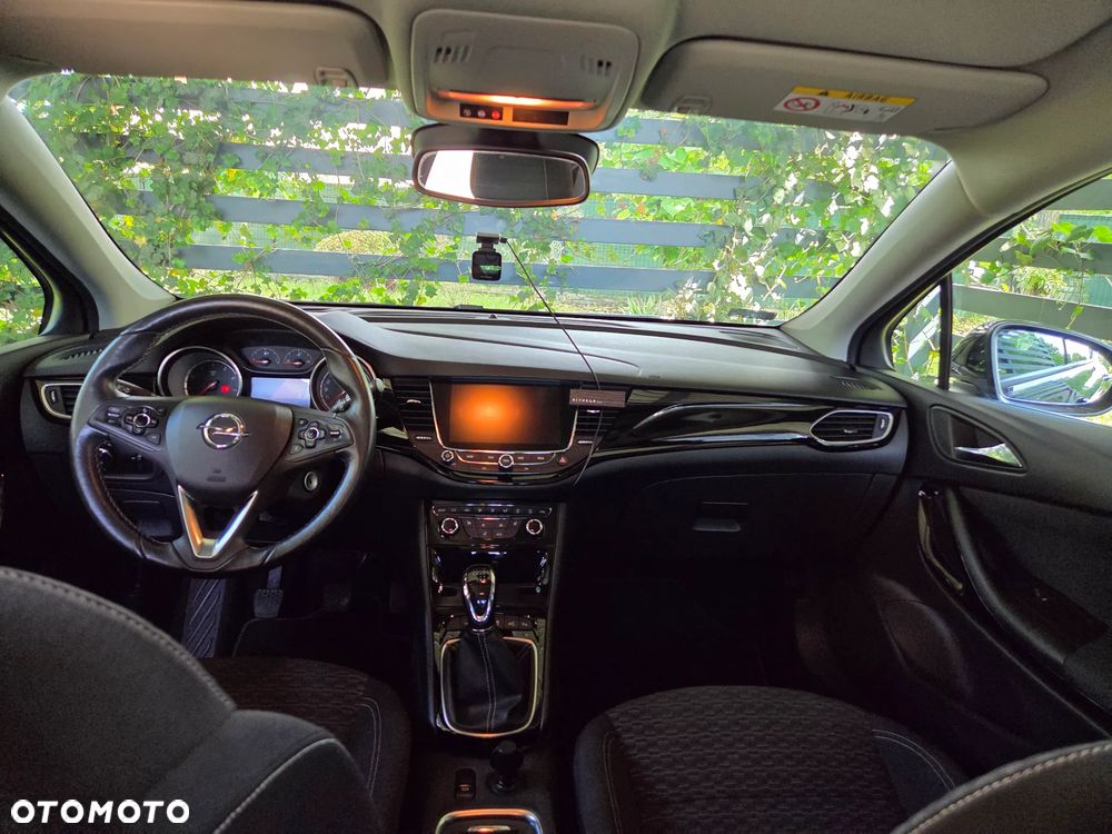 Opel Astra 1.4 T Elite - 12