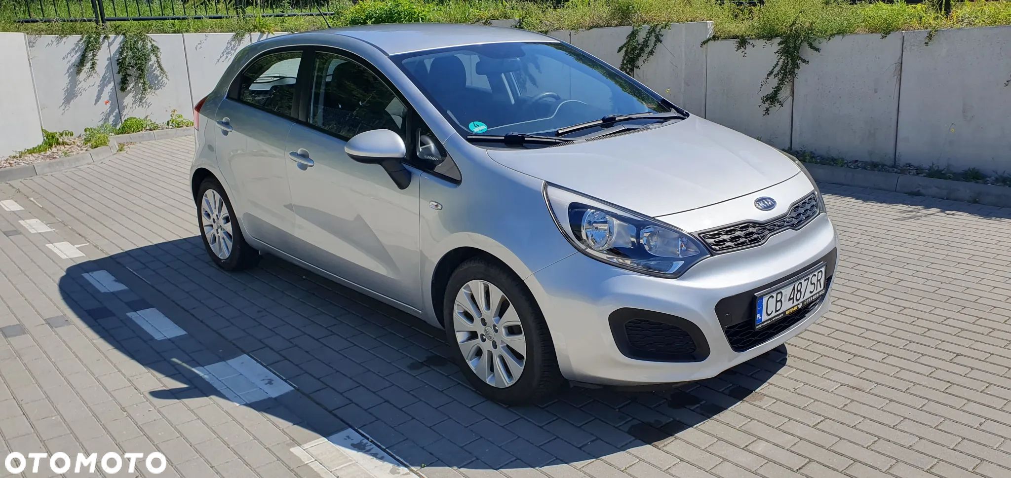 Kia Rio - 1