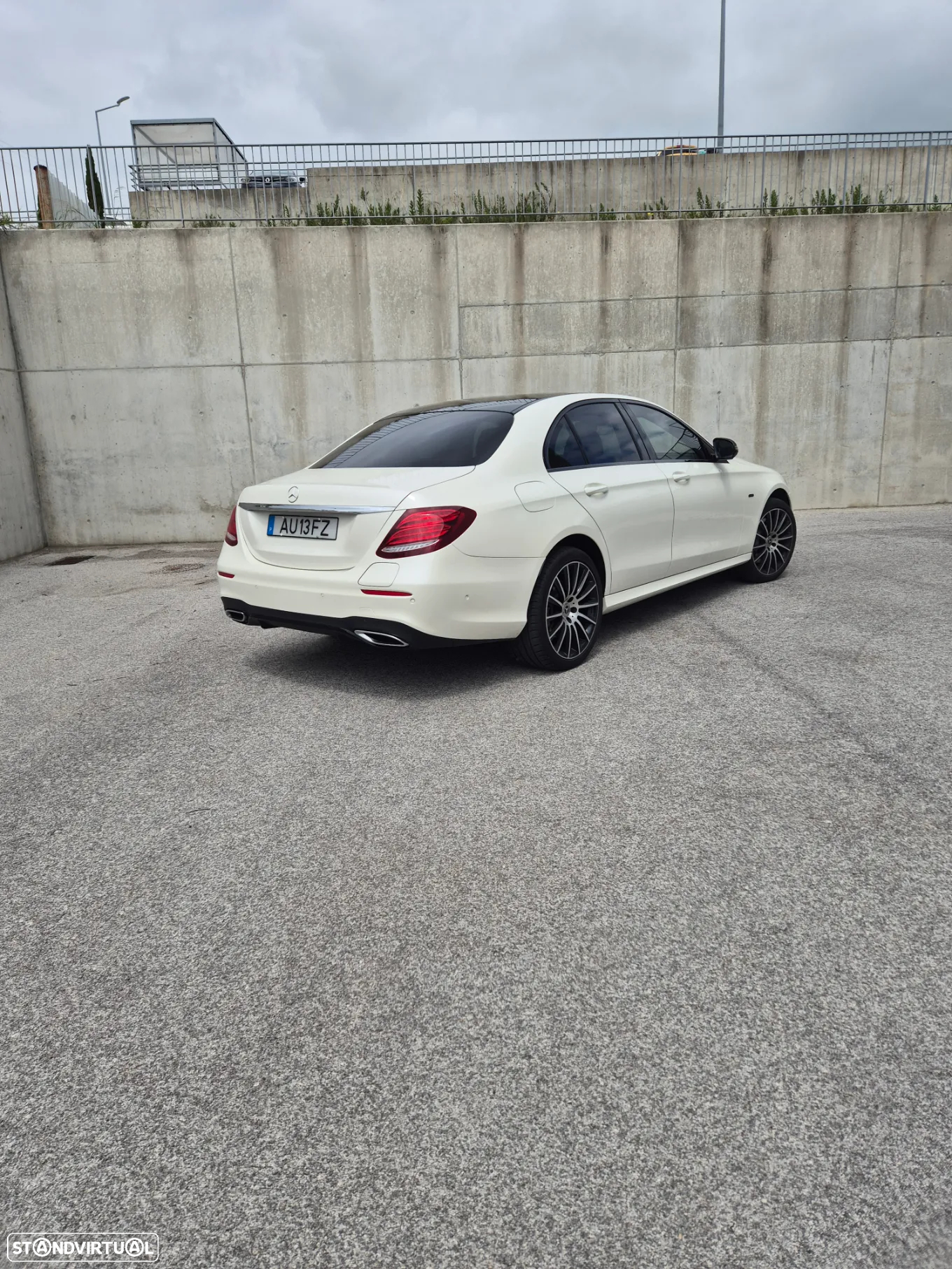 Mercedes-Benz E 300 de Exclusive Line - 10