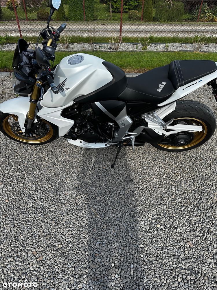 Honda CB - 2