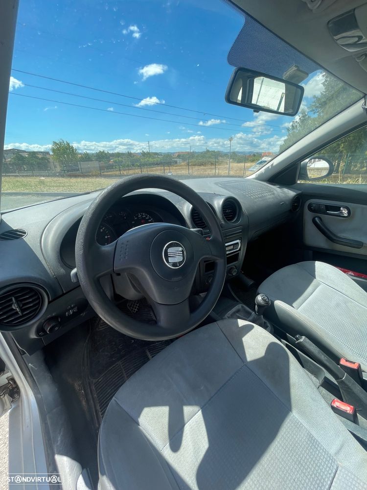SEAT Ibiza 1.2 12V Stella - 8
