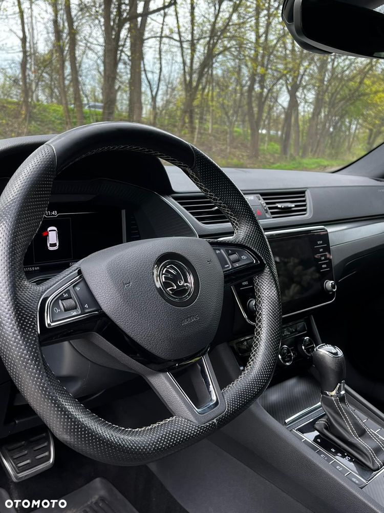 Skoda Superb 2.0 TDI SCR 4x4 Sportline DSG - 23