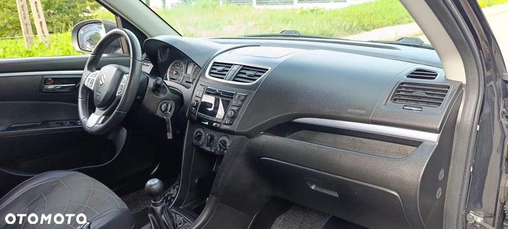 Suzuki Swift - 8