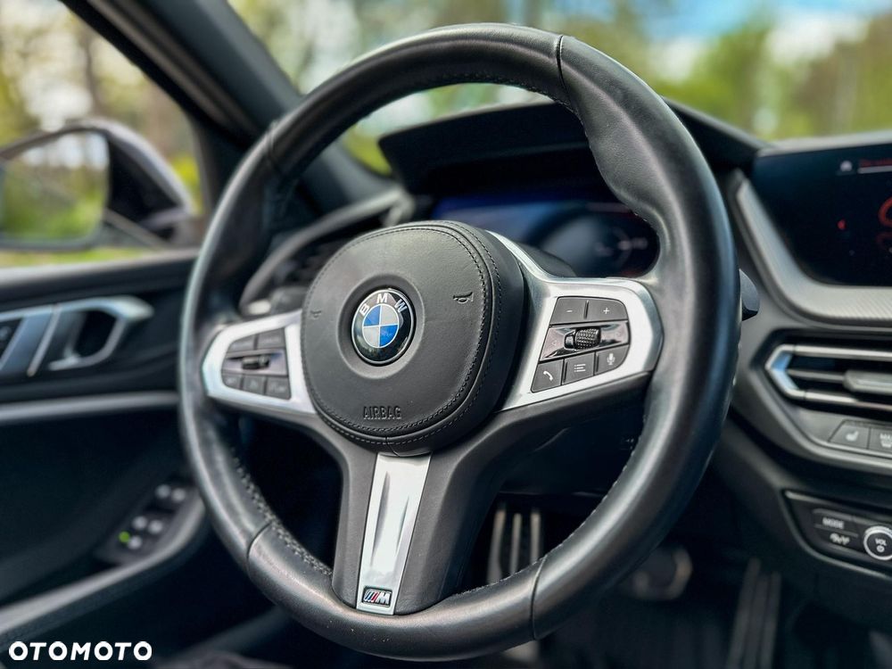 BMW Seria 1 118i M Sport - 8