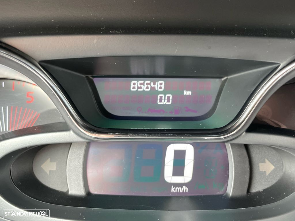 Renault Captur 1.5 dCi Exclusive - 3