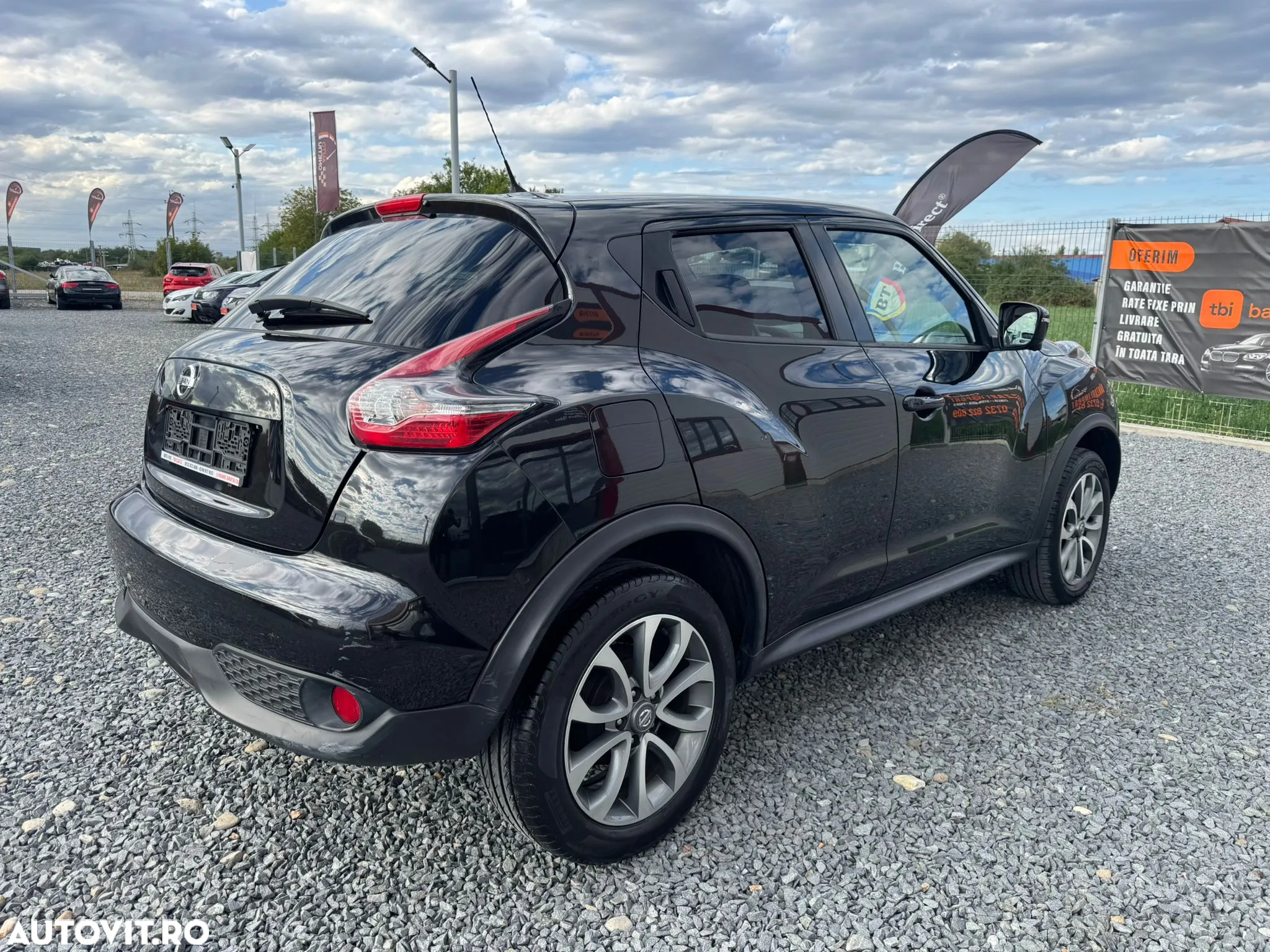 Nissan Juke 1.6 Xtronic Tekna - 3