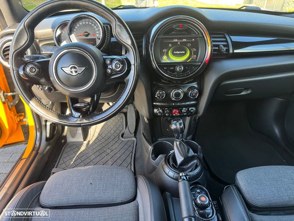 MINI 5 Portas Cooper D - 10