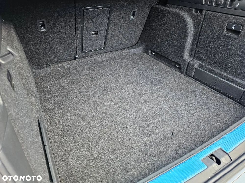 Skoda Superb 2.0 TDI SCR 4x4 Style DSG - 5