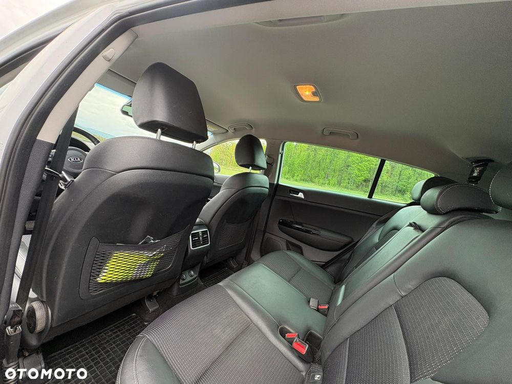 Kia Sportage 1.6 CRDI MHEV Black Edition 2WD DCT - 21