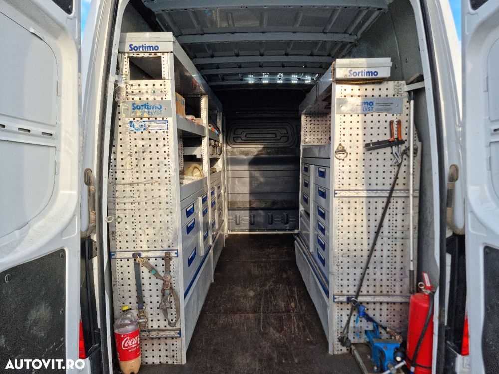 Mercedes-Benz Sprinter - 9